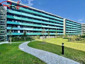 Pronájem bytu 1+kk, Praha - Holešovice, U průhonu, 37 m2