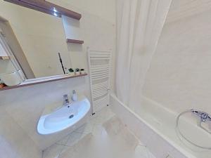 Pronájem bytu 1+1, Telč, U Háje, 35 m2