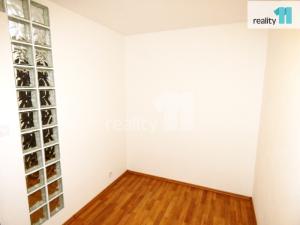 Pronájem bytu 3+kk, Praha - Karlín, Nekvasilova, 47 m2