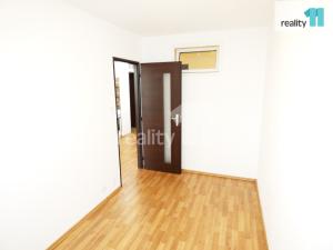 Pronájem bytu 3+kk, Praha - Karlín, Nekvasilova, 47 m2