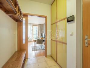 Prodej bytu 3+kk, Praha - Hloubětín, Nepelova, 82 m2