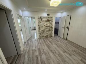 Pronájem bytu 3+1, Cheb, U Stadionu, 80 m2