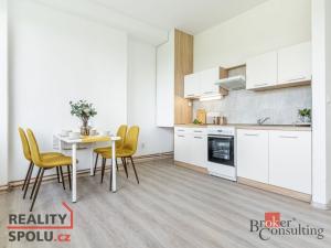 Pronájem bytu 3+kk, Mlékojedy, 68 m2