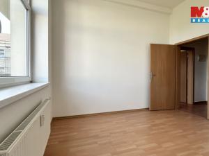 Pronájem bytu 2+kk, Milovice - Mladá, Slepá, 37 m2