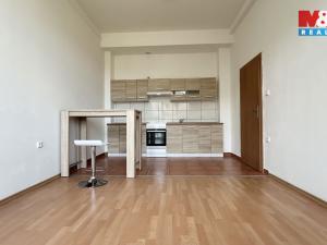 Pronájem bytu 2+kk, Milovice - Mladá, Slepá, 37 m2