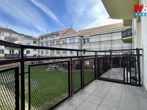 Pronájem bytu 2+kk, Milovice - Mladá, Slepá, 37 m2