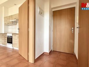 Pronájem bytu 2+kk, Milovice - Mladá, Slepá, 37 m2