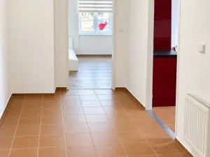 Prodej bytu 2+1, Nový Bor, Palackého náměstí, 66 m2