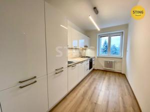 Pronájem bytu 2+1, Ostrava - Poruba, 58 m2