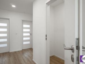 Prodej bytu 4+kk, Praha, Urbánkova, 80 m2