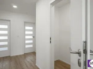 Prodej bytu 4+kk, Praha - Modřany, Urbánkova, 80 m2