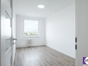 Prodej bytu 4+kk, Praha - Modřany, Urbánkova, 80 m2