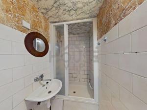 Prodej bytu 2+kk, Praha - Háje, Mendelova, 42 m2