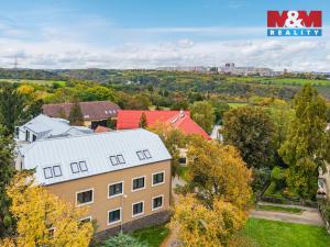 Prodej bytu 4+kk, Praha - Holyně, náměstí Pod lípou, 121 m2