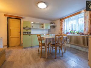 Prodej rodinného domu, Kladno, Pod hájem, 120 m2