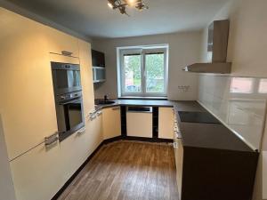 Pronájem bytu 2+1, Ústí nad Labem - Neštěmice, Sibiřská, 57 m2