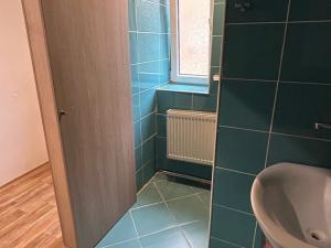 Pronájem bytu 2+1, Ústí nad Labem - Neštěmice, Sibiřská, 57 m2