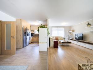 Prodej rodinného domu, Srubec, Slunečná, 230 m2