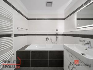 Prodej bytu 3+kk, Hradec Králové - Pražské Předměstí, Kuklenská, 74 m2