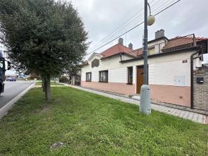 Pronájem kanceláře, Chrášťany, Plzeňská, 65 m2