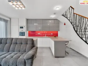 Prodej rodinného domu, Praha - Koloděje, Podzámecká, 125 m2