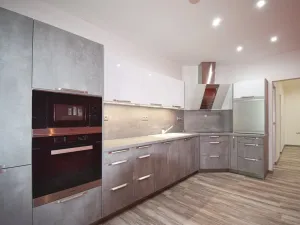 Prodej bytu 3+1, Plzeň - Severní Předměstí, Karlovarská, 82 m2