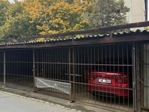 Prodej garáže, Praha - Podolí, V rovinách, 11 m2