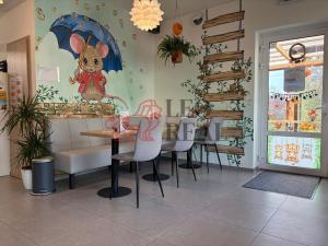 Pronájem obchodního prostoru, Praha - Újezd nad Lesy, Starokolínská, 54 m2