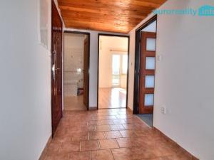 Prodej bytu 3+1, Veselice, 70 m2