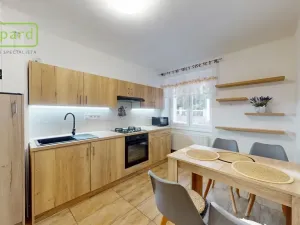 Prodej bytu 2+1, Teplice, Svojsíkova, 53 m2