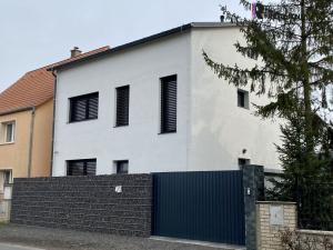 Pronájem bytu 1+kk, Žatec, Lounská, 22 m2