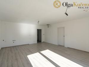 Prodej rodinného domu, Černá Hora, 99 m2