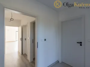 Prodej rodinného domu, Černá Hora, 99 m2