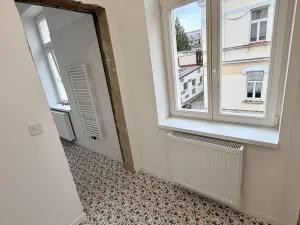 Prodej bytu 1+kk, Mariánské Lázně, Hlavní třída, 31 m2