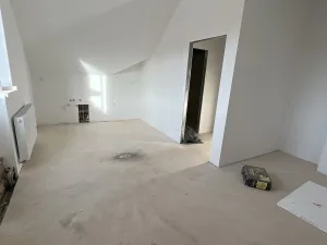 Prodej bytu 1+kk, Mariánské Lázně, Hlavní třída, 32 m2