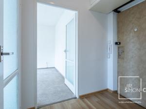 Pronájem bytu 2+1, Praha - Malešice, Počernická, 53 m2