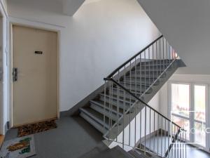Pronájem bytu 2+1, Praha - Malešice, Počernická, 53 m2