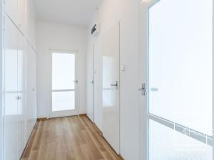 Pronájem bytu 2+1, Praha - Malešice, Počernická, 53 m2
