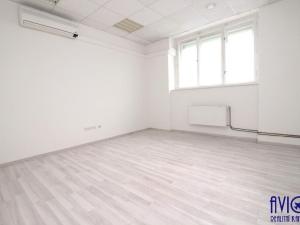 Pronájem kanceláře, Praha - Smíchov, Bozděchova, 103 m2