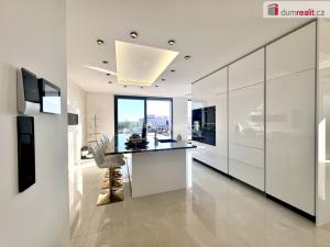 Prodej bytu 3+kk, Praha - Štěrboholy, K učilišti, 119 m2