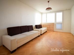 Pronájem bytu 2+1, Brno - Lesná, Loosova, 55 m2