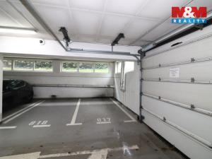 Prodej garážového stání, Praha, U Hostavického potoka, 10 m2