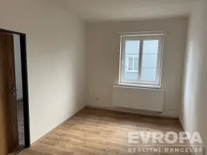 Pronájem bytu 4+kk, Liberec - Liberec IX-Janův Důl, Volgogradská, 63 m2