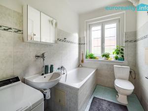 Prodej činžovního domu, Cheb, Valdštejnova, 341 m2