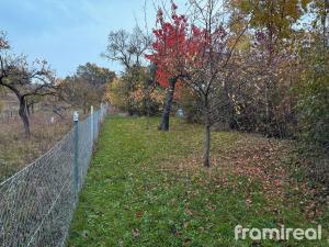 Prodej zahrady, Brno, Kaštanová, 1403 m2