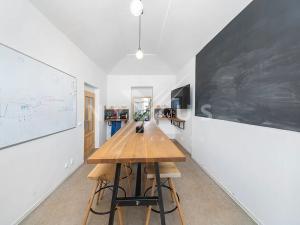 Pronájem kanceláře, Praha - Holešovice, Bubenská, 84 m2