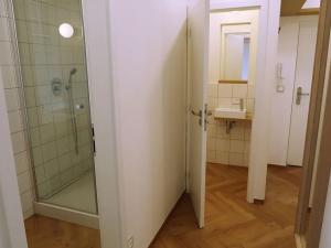 Pronájem bytu 2+kk, Praha - Radotín, Vrážská, 63 m2