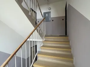 Pronájem bytu 2+kk, Praha - Radotín, Vrážská, 63 m2