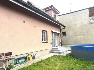 Prodej rodinného domu, Praha - Řeporyje, Drahotínská, 160 m2