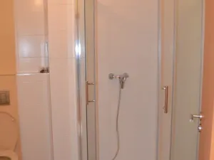 Pronájem bytu 1+kk, Praha - Kamýk, Freiwaldova, 40 m2
